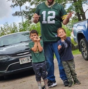 Meet your Posher, Aj